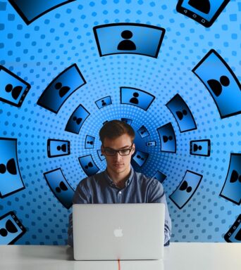 entrepreneur-3245868_960_720 Most Popular Websites to Know the Forex Trading Platform Reviews